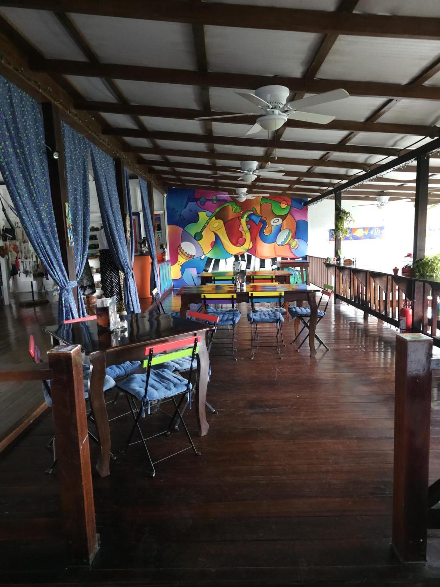 Toucan Lane Hotel And Restaurant 누에보 아레날 외부 사진